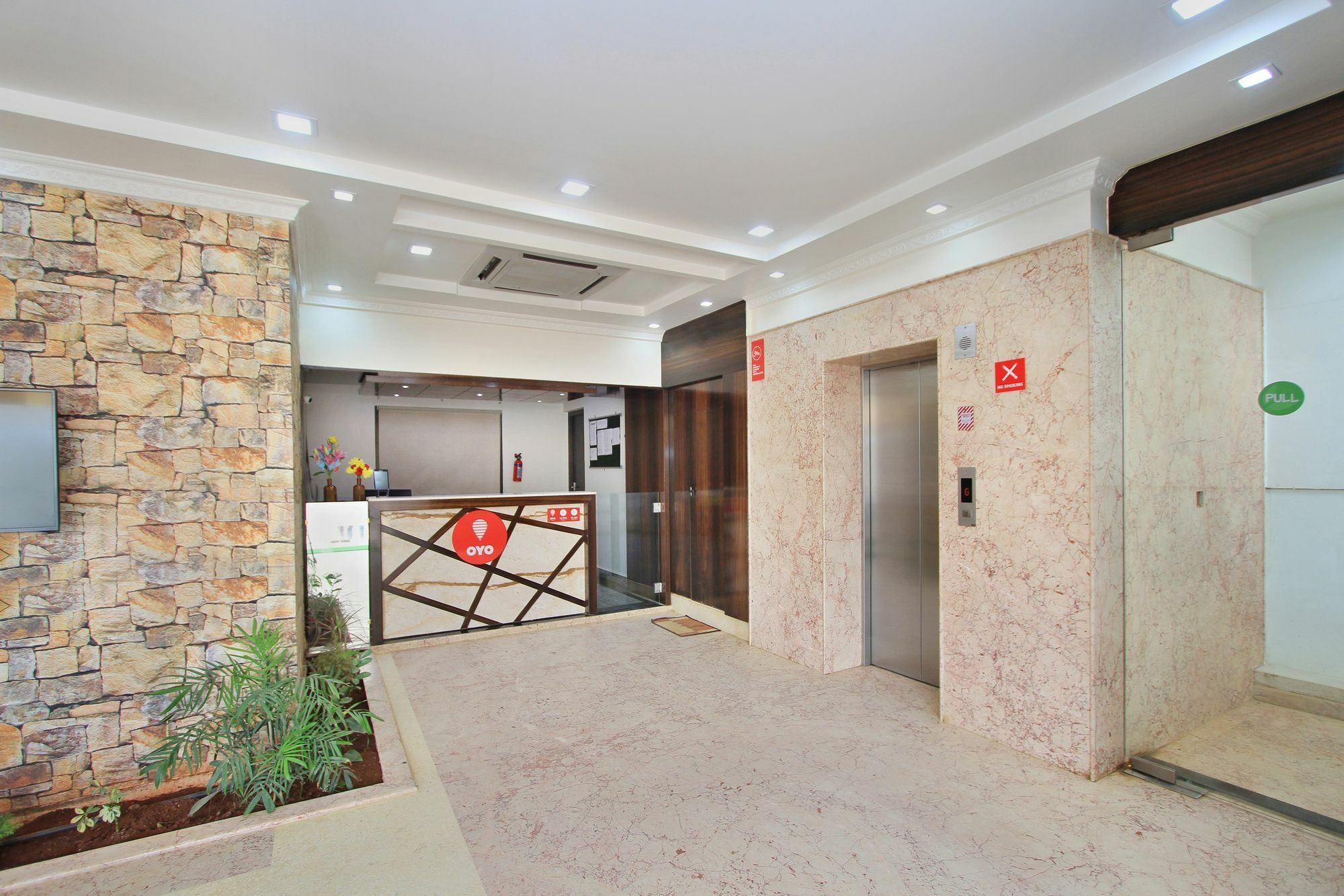 Hotel Telehaus International Бангалор Экстерьер фото